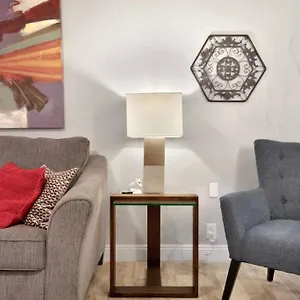 Modern Old Town 1 Bedroom Scottsdale